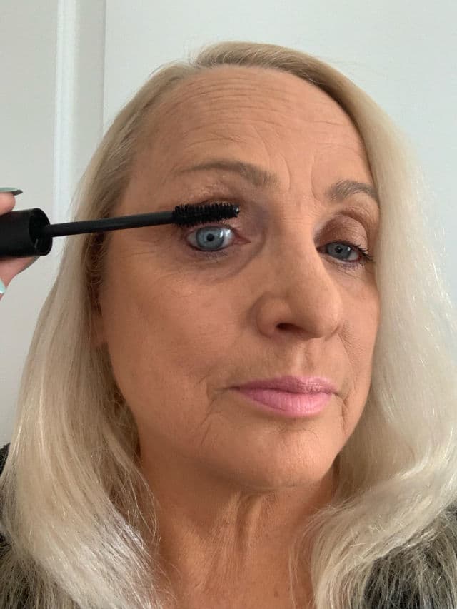 YSL Beauty Lash Clash Extreme Volume Mascara review photo by manonv