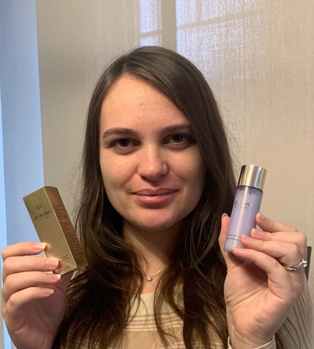 Clé de Peau Beauté Essential Refining Essence review photo by manonv