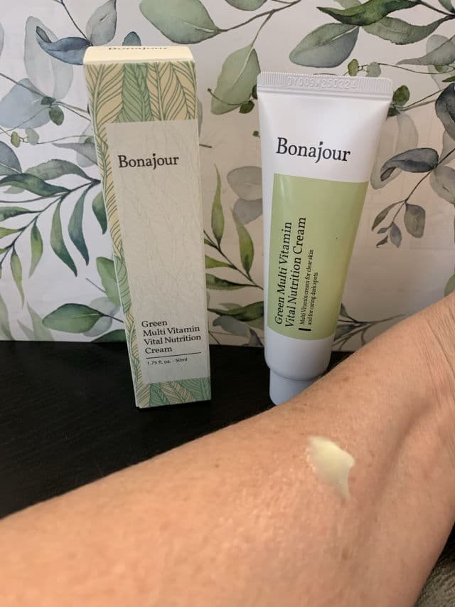 Bonajour Natural Green Multi Vitamin Moisturizing Cream review photo by manonv