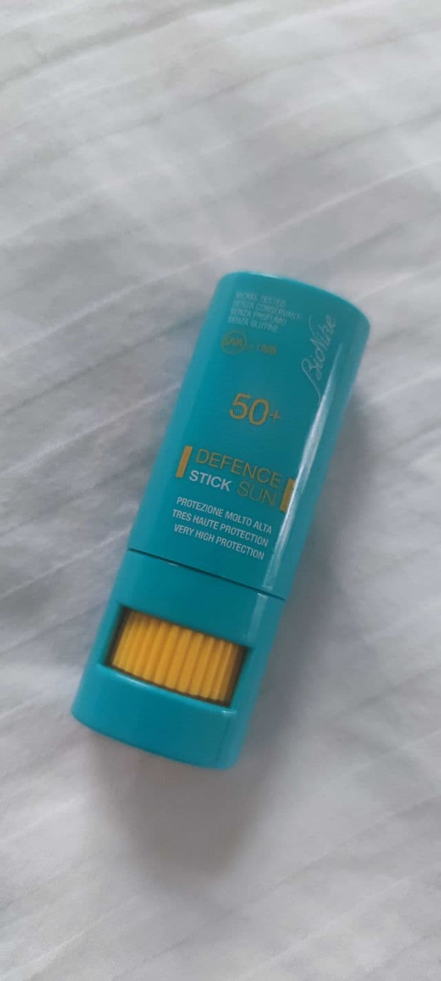 BioNike Defence Sun Stick SPF50 review photo by KristinK