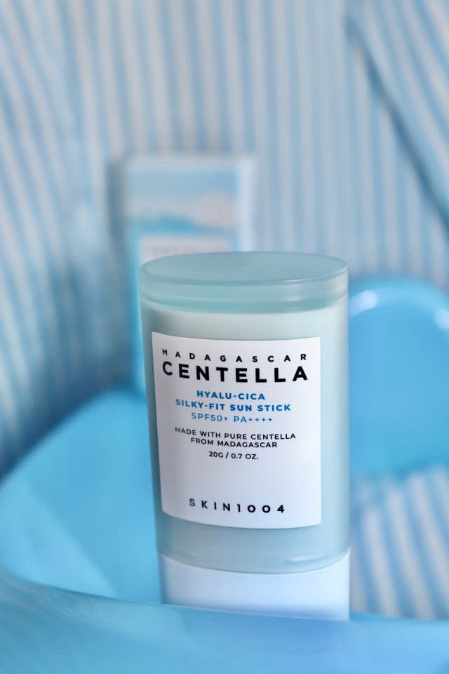 SKIN1004 Madagascar Centella Hyalu-Cica Silky-fit Sun Stick SPF50+ PA++++ review photo by SkincarebyCyshaa