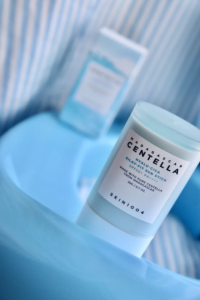 SKIN1004 Madagascar Centella Hyalu-Cica Silky-fit Sun Stick SPF50+ PA++++ review photo by SkincarebyCyshaa