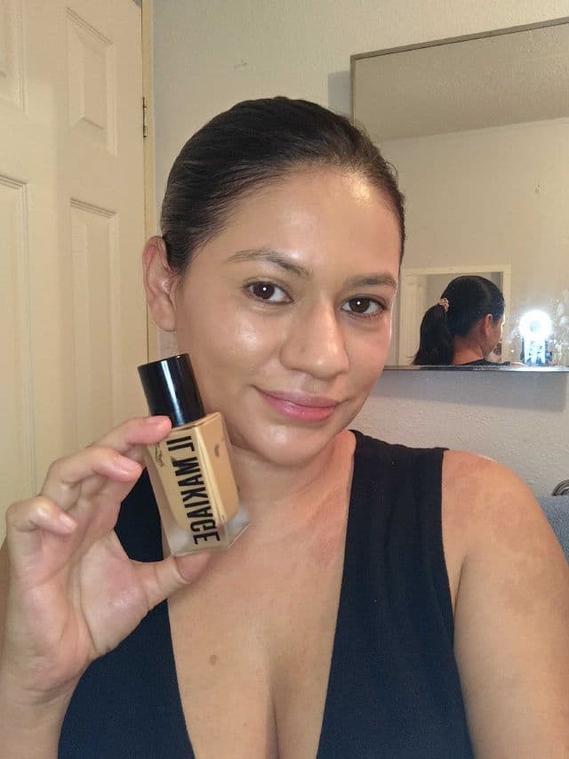 IL MAKIAGE Woke Up Like This Flawless Base Foundation review photo by Rachel7leo