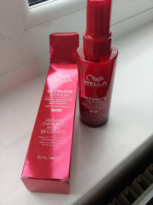 Wella Professionals Ultimate Repair Miracle Hair Rescue review photo by Mamasita77