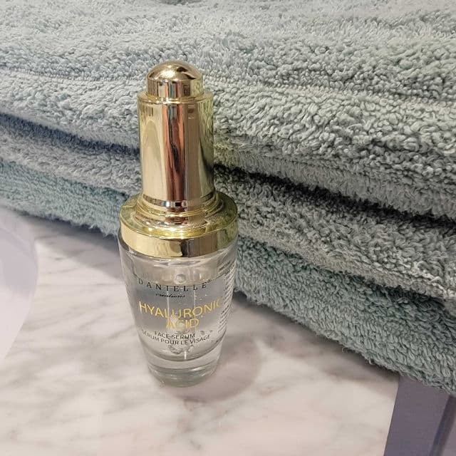 Danielle Creations Hyaluronic Acid Serum review photo by chelsc7