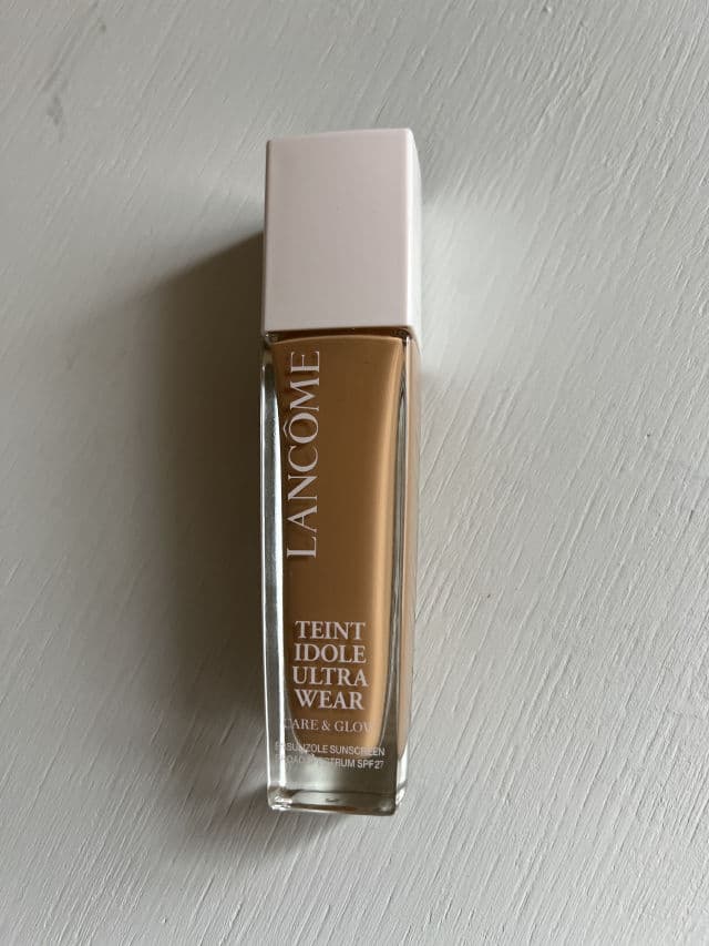 Lancome Teint Miracle Hydrating Foundation SPF 15 review photo by chaychay2409