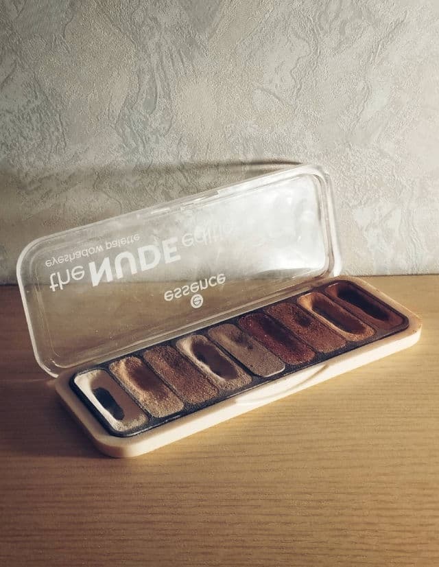 Essence The Nude Edition Eyeshadow Palette review photo by PickyMickys