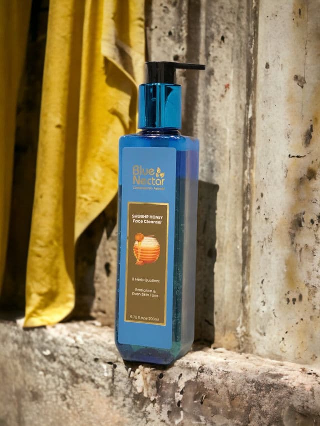 Blue Nectar Ayurvedic Honey and Aloevera Face Wash review photo by Marimara