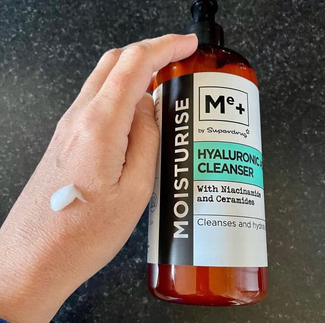 Me+ Hyaluronic Acid Cleanser review photo by sharon329