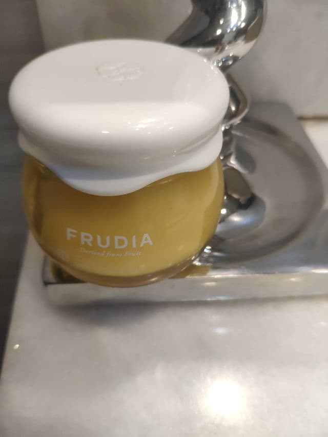 Frudia Citrus Brightening Cream review photo by Yolbla