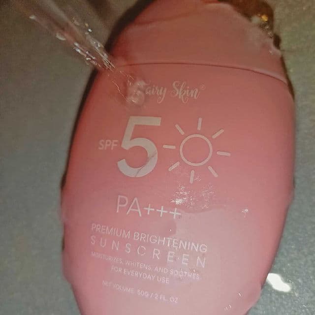 Fairy Skin Premium Brightening Sunscreen SPF50 PA+++ review photo by darwinskincares