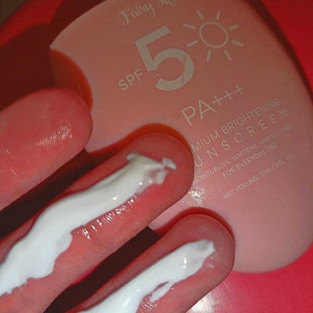 Fairy Skin Premium Brightening Sunscreen SPF50 PA+++ review photo by darwinskincares