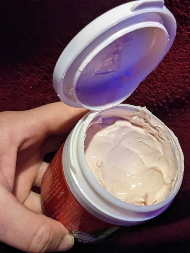 Tofu Moritaya Soy Milk Yogurt Face Mask review photo by Vivadiscordia