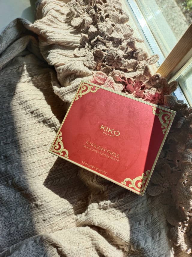 Kiko A Holiday Fable Dreams Come True Face Palette review photo by beingmyselfE