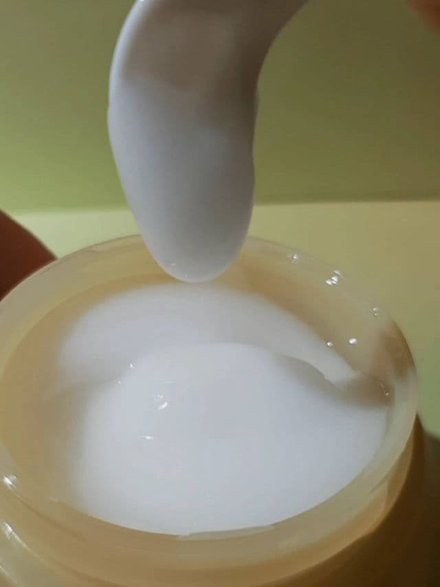 Somethinc Calm Down! Skinpair R-Cover Cream review photo by DianAmei