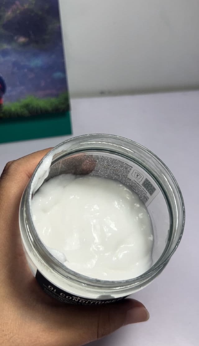 Davines OI Conditioner review photo by DiemThi