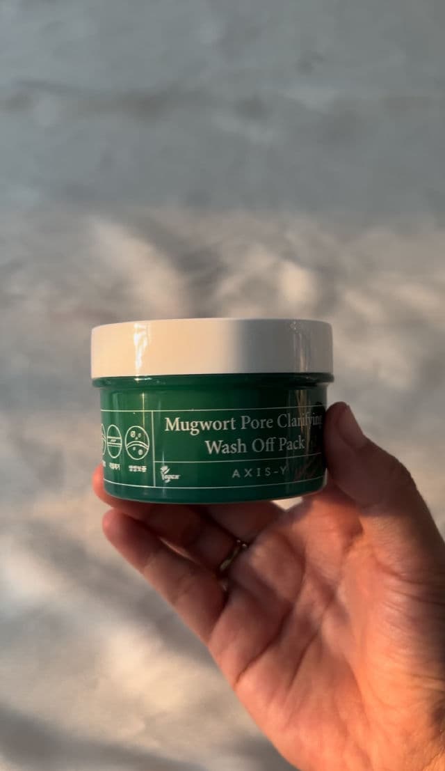 AXIS-Y Dark Spot Correcting Glow Serum review photo by DiemThi