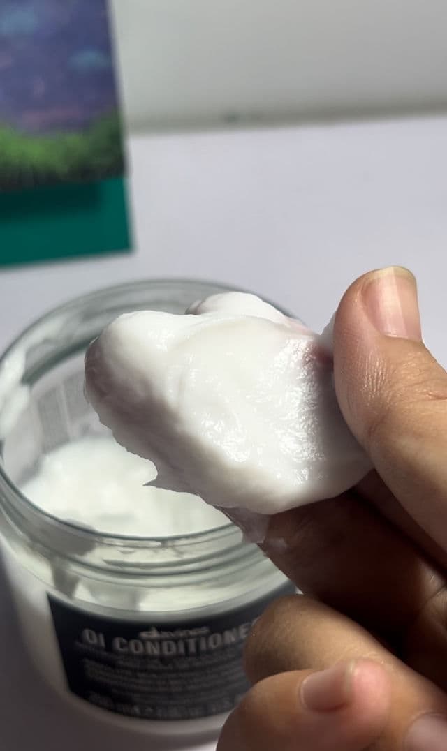 Davines OI Conditioner review photo by DiemThi