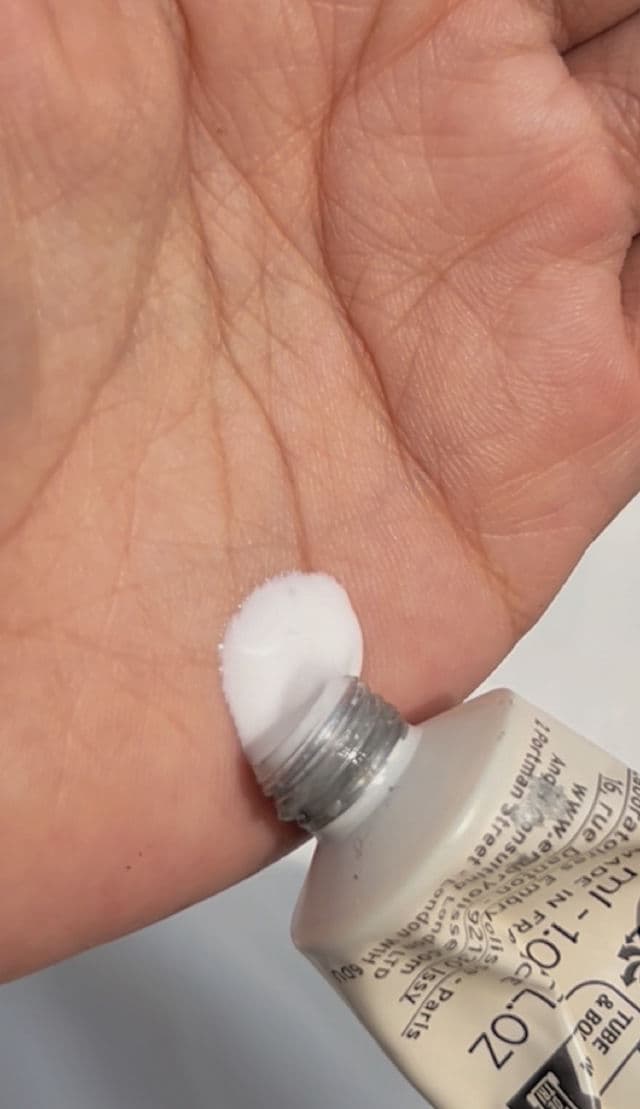 Embryolisse Lait Crème Concentré – Daily Face and Body Cream review photo by DiemThi