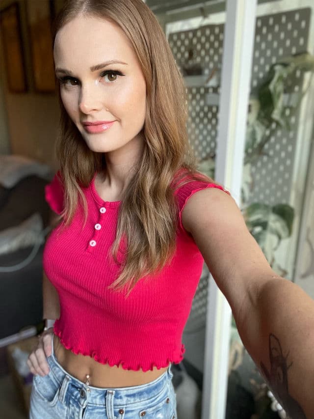 Nooni Appleberry review photo by catelinpowers