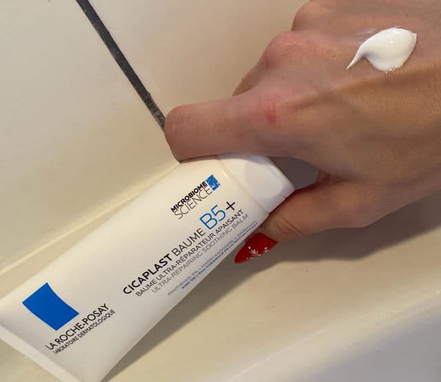 La Roche-Posay Cicaplast Baume B5+ review photo by jennipenelli