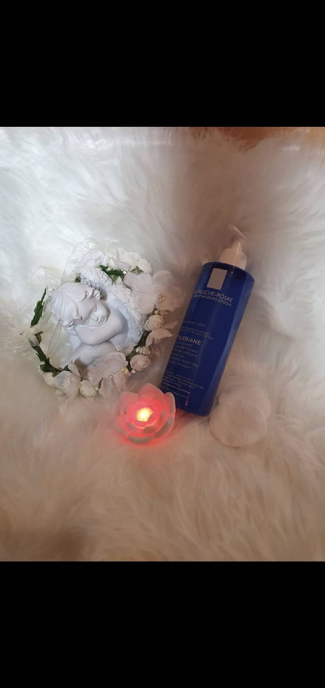 Toleriane Hydrating Foam-In-Gel Double Cleanser product review