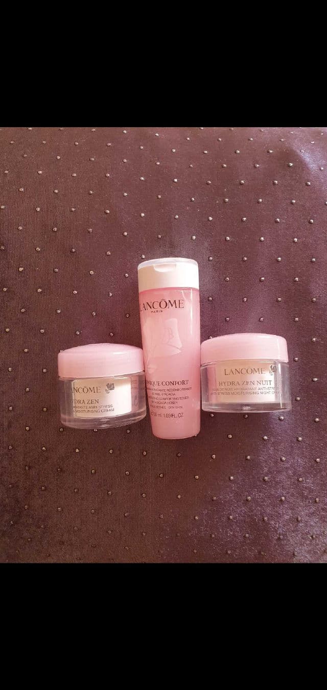 Lancome Hydra Zen Day Cream Anti-Stress Moisturizer review photo by Alinutza