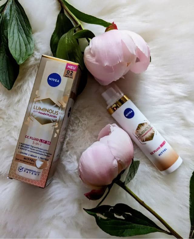 Nivea Cellular Luminous 630 Anti Spot Tinted Fluid SPF 20 review photo by Andreeaa1102