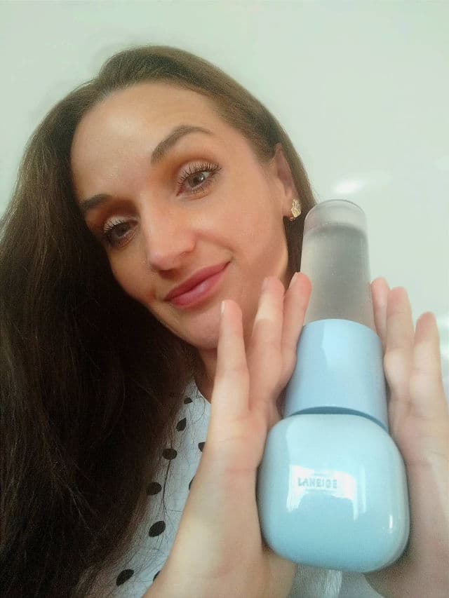 Laneige Water Bank Blue Hyaluronic Exfoliating Toner review photo by Andreeaa1102