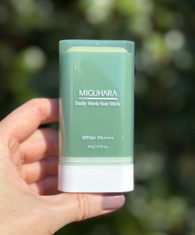 Miguhara (Green) Daily Herb Sun Stick SPF 50+ PA++++ review photo by LovelySkinCare