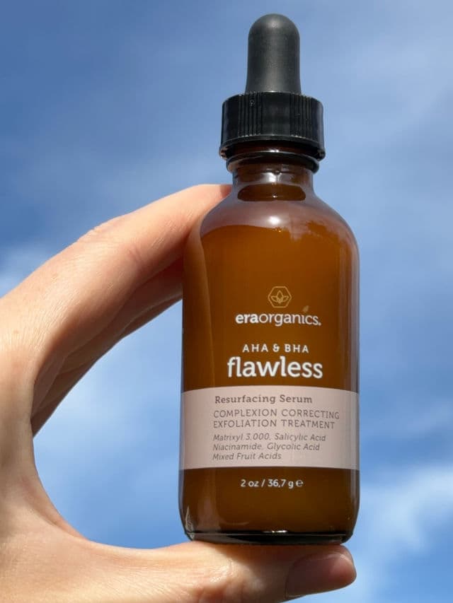 Era Organics BHA AHA Exfoliating Flawless Serum review photo by LovelySkinCare