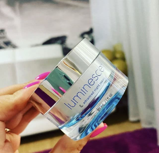 Jeunesse Luminesce Advanced Night Repair  review photo by mavireng