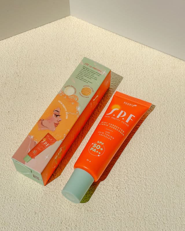 Studio Tropik SPF 50+ PA++ Skin Pretty Filter review photo by bloomidda
