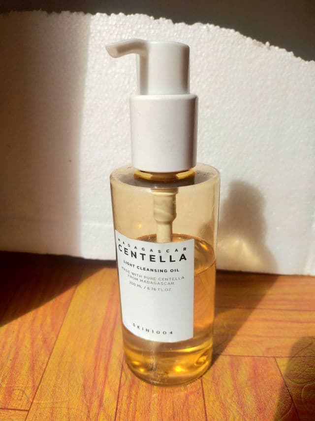 SKIN1004 Madagascar Centella Light Cleansing Oil review photo by Lunaskrt