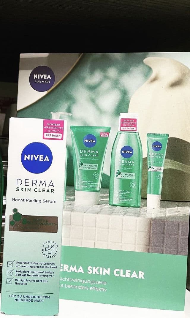 Nivea Derma Skin Clear Night Exfoliator review photo by onlydeea87