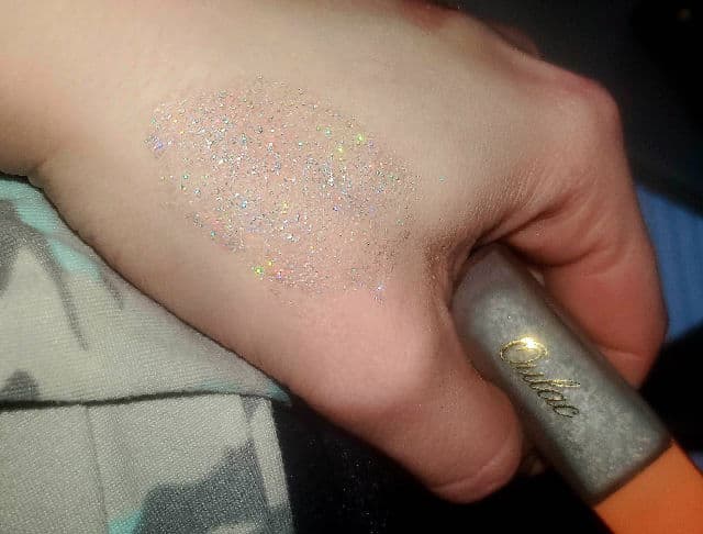 Oulac Cosmetics SA05 Freshwater review photo by influencer716mama