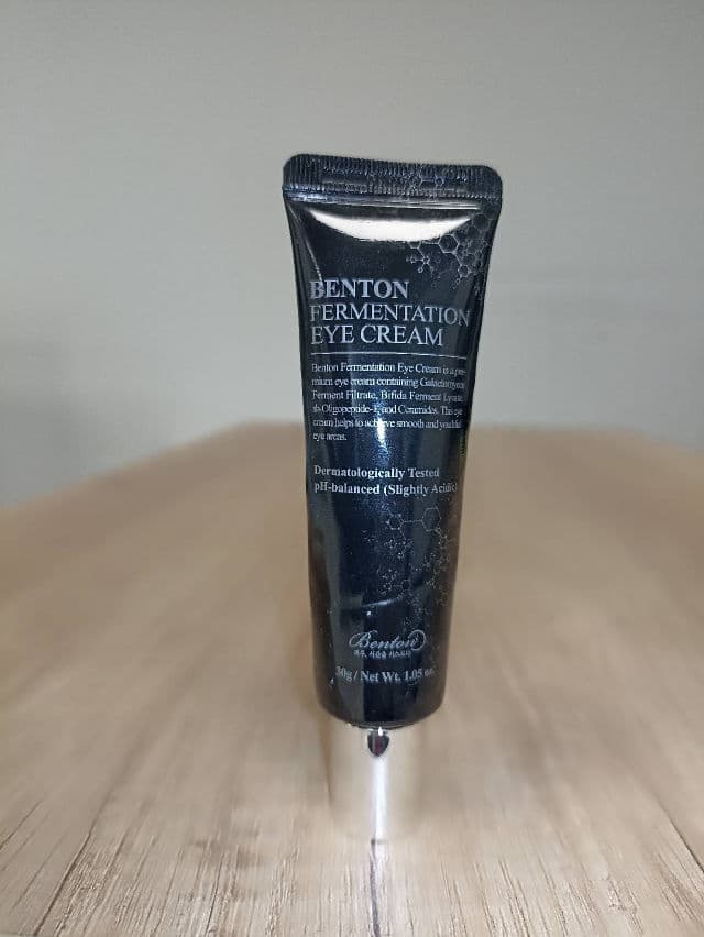 BENTON Snail Bee Ultimate Eye Cream review photo by Picknin