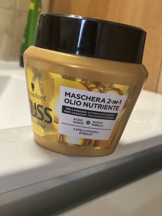 Schwarzkopf Gliss Oil Nutritive Nourish 2-in-1 Treatment review photo by rachymaty