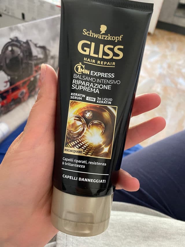 Schwarzkopf Gliss Ultimate Repair Strength Conditioner review photo by rachymaty