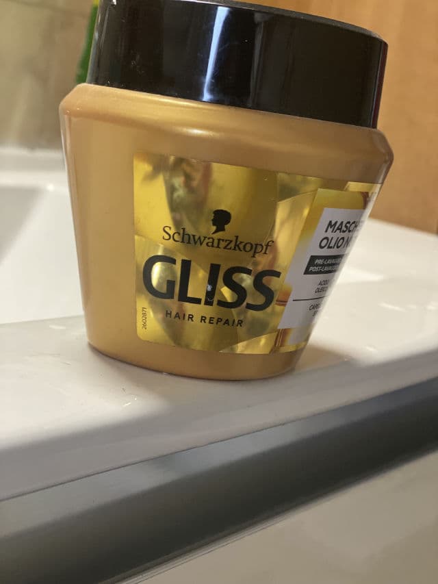 Schwarzkopf Gliss Oil Nutritive Nourish 2-in-1 Treatment review photo by rachymaty