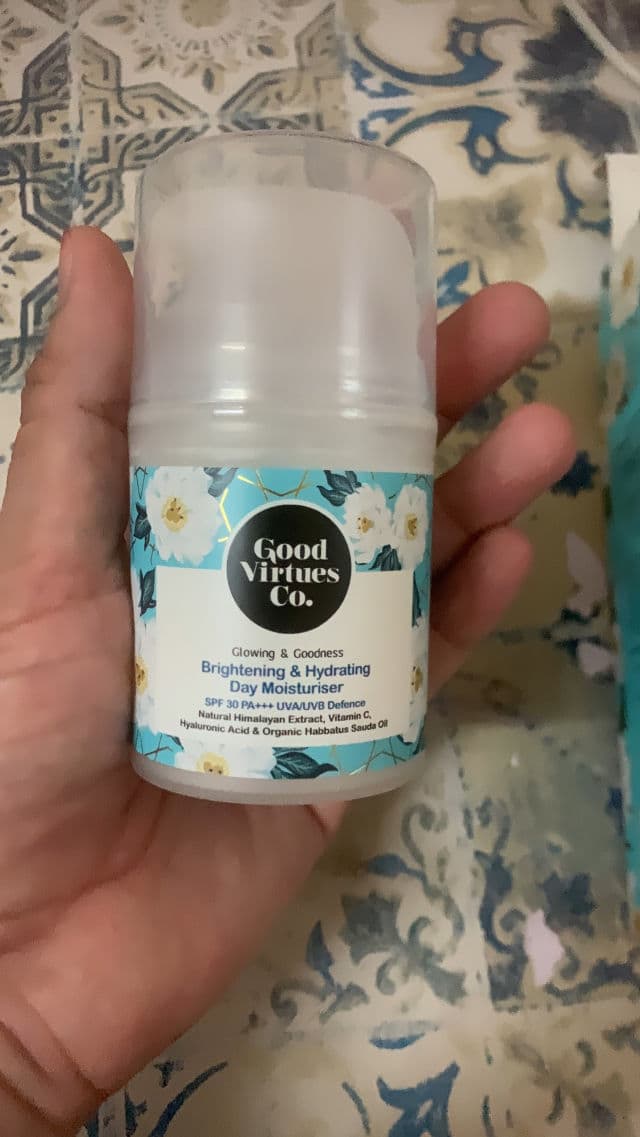 Good Virtues Co. Glowing & Goodness Brightening Day Cream SPF 30 PA +++  review photo by Nafbj