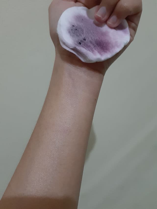 Pixy Eye and Lip Makeup Remover review photo by 24carats