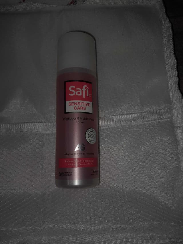 Safi Sensitive Care Probiotics & Niacinamide Toner	 review photo by LystaChoice