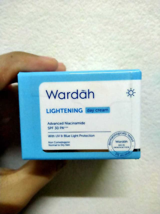 Wardah Lightening Day Gel review photo by ainpickky