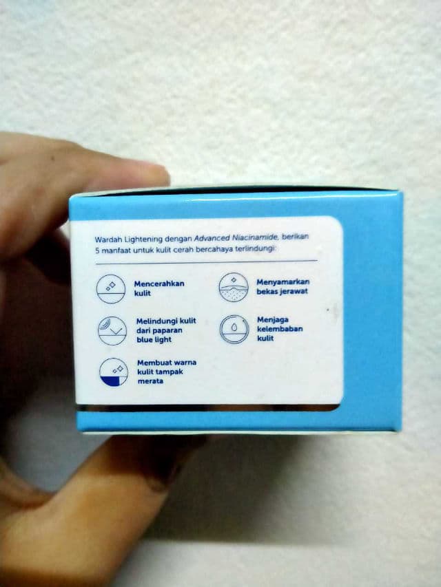 Wardah Lightening Day Gel review photo by ainpickky