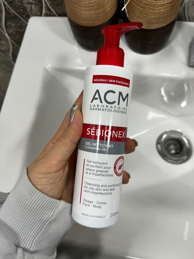 ACM Sebionex Cleansing Gel review photo by Narmin14