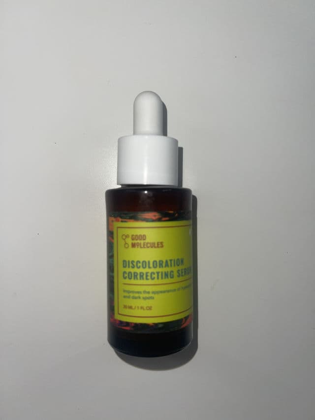 Good Molecules Discoloration Correcting Serum review photo by cellysem