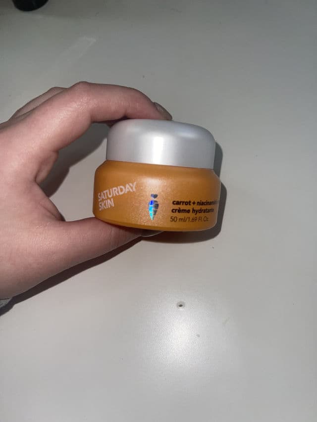 Saturday Skin Carrot + Niacinamide Moisturizing Creme review photo by cellysem