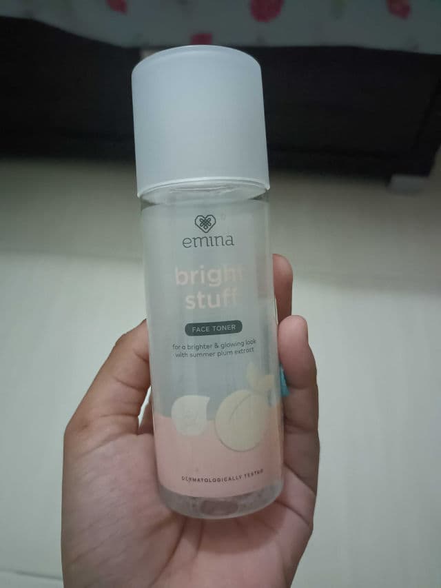 Emina The Bright Stuff Face Toner  review photo by Izzypizzy