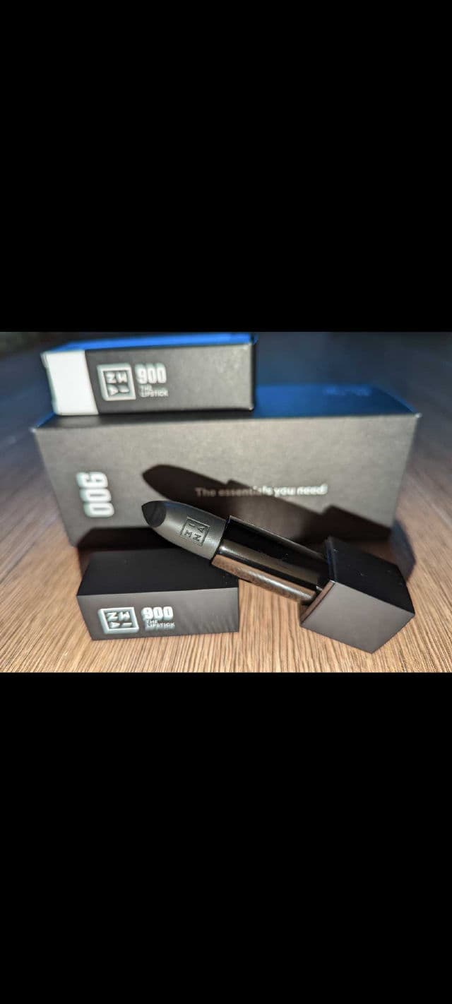 3INA The Lipstick 900 review photo by JuliaReviews